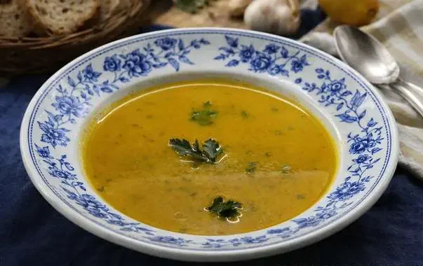 Čorba od šargarepe sa đumbirom i narandžom