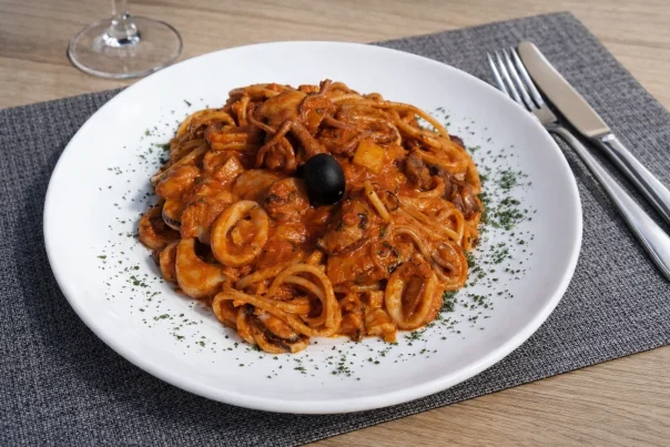 špagete morski plodovi