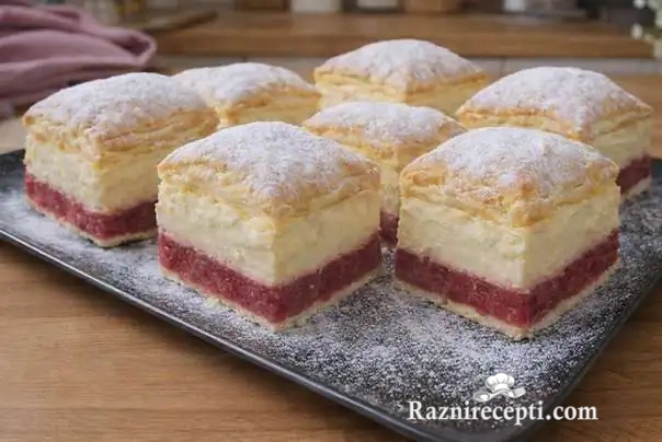 Voćna krempita sa želeom od višanja