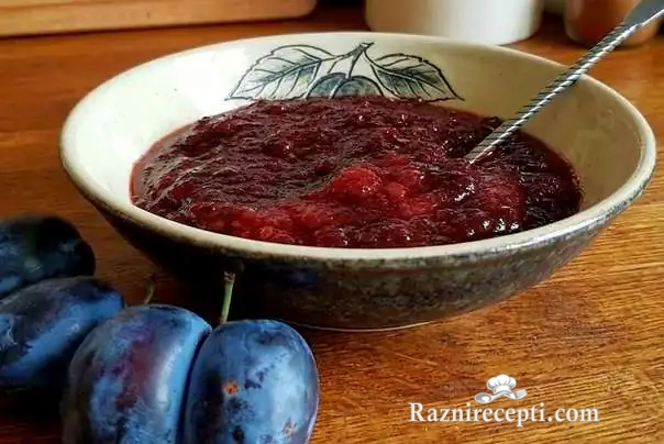 Domaći pekmez od šljiva