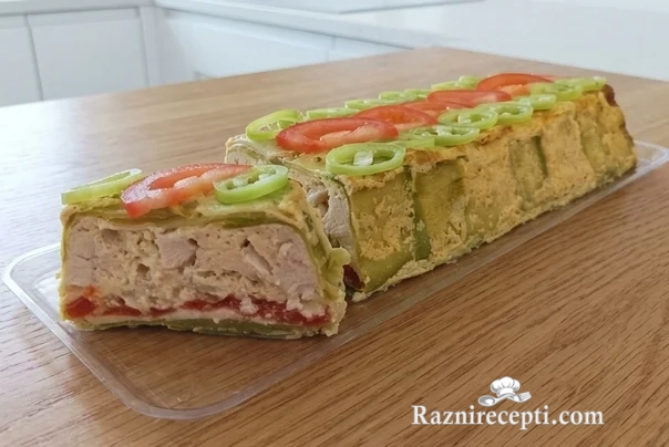 Rolat od tikvica sa pilećim mesom