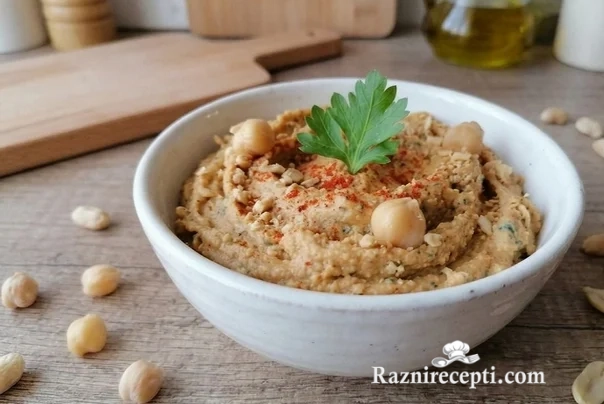 Domaći humus sa kikiriki puterom