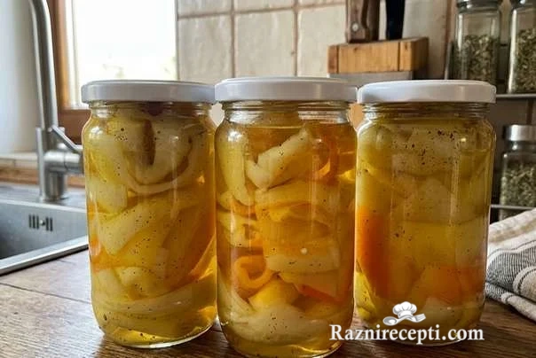 Kisela paprika u tegli